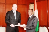 Coopération / Le nouvel ambassadeur de la République Tchèque en Côte d’Ivoire, SEM Miloslav Machalek a présenté les copies figurées de ses lettres de créances au Ministre Charles Diby Koffi